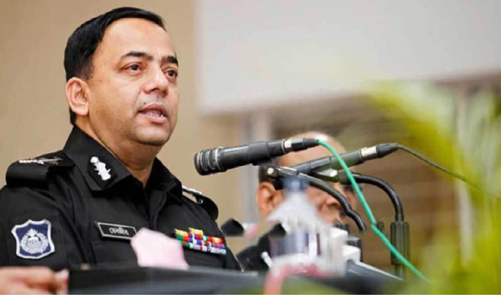 ‘অভিযান শুরুর পর আত্মগোপন করেন সম্রাট’