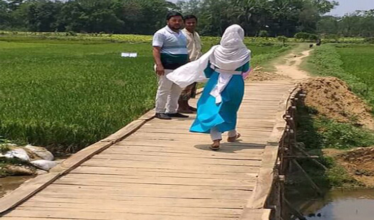 একটি ব্রীজের অভাবে বর্ষায় জন-র্দূভোগ পোহ