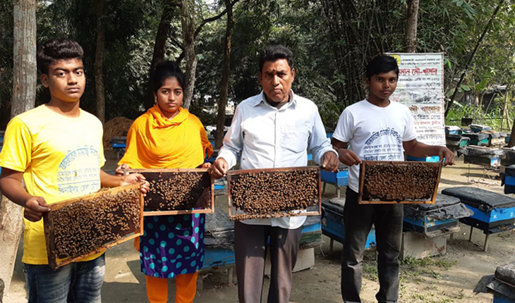 ঝিনাইদহের জালাল মিয়ার সাফল্য, ভাগ্য ফিরে