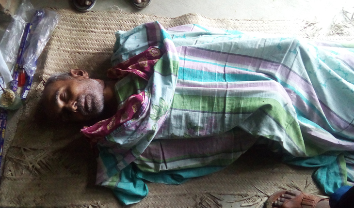 প্যারালাইজড রোগীর ফাঁস নিয়ে আত্মহত্যার ঘ