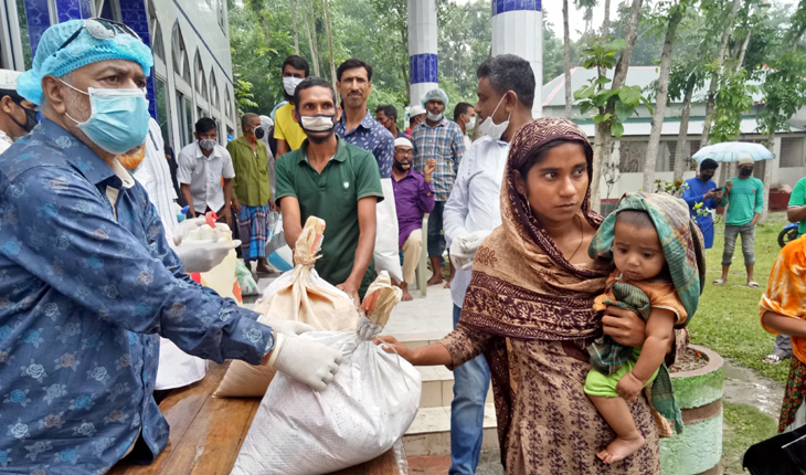নাগরপুরে ১ হাজার পরিবারকে খাদ্য সহায়তা