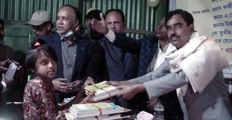 বাসাইলে শতভাগ শিক্ষা নিশ্চিত করতে ‘শিখন