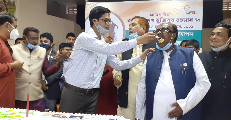 তেঁতুলিয়া বর্ণাঢ্য আয়োজনে বঙ্গবন্ধুর জন্