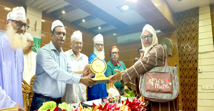 গোপালপুরে গুণী শিক্ষক সংবর্ধনা 