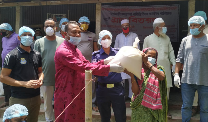 কালিহাতীতে প্রবাসীর অর্থায়নে খাদ্য সামগ্রী বিতরণ কালিহাতীতে প্রবাসীর অর্থায়নে খাদ্য সামগ্