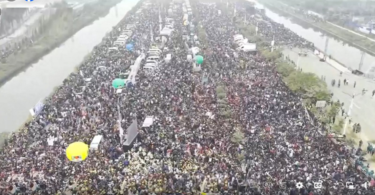 তারেক রহমানের সংবর্ধনাস্থলে মানুষের ঢল,